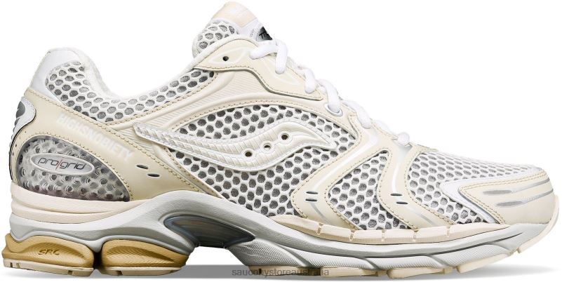 Saucony X Men Highsnobiety ProGrid Triumph 4 8460X289 Cream White