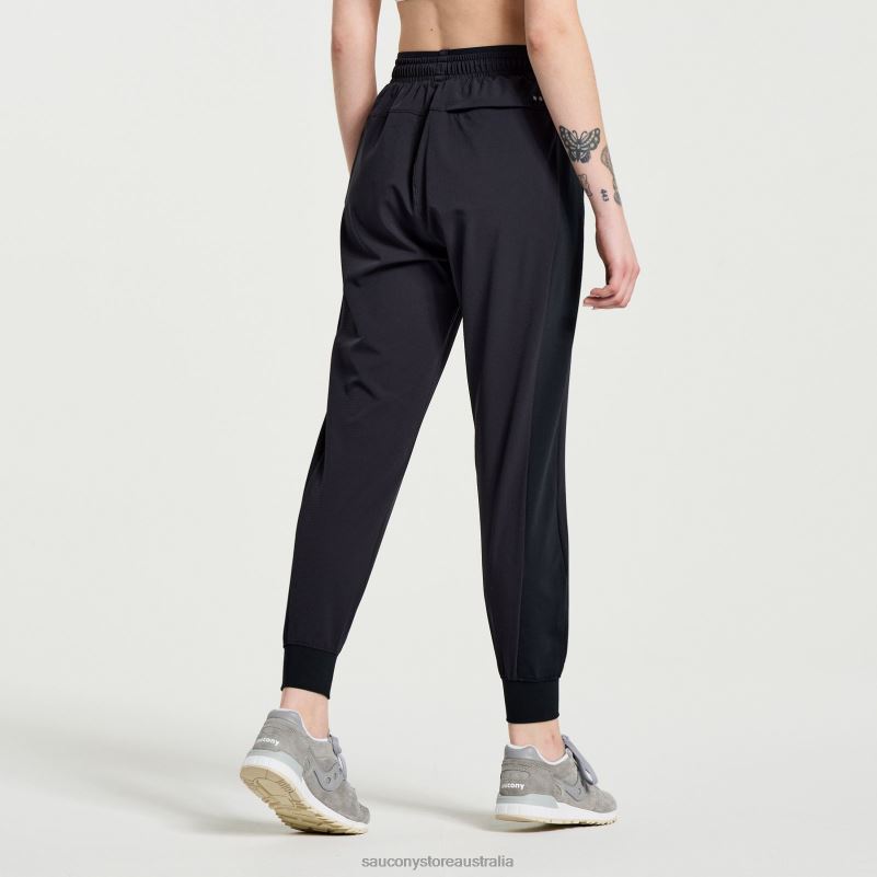 Saucony Women Boston Woven Pant 8460X829 Black