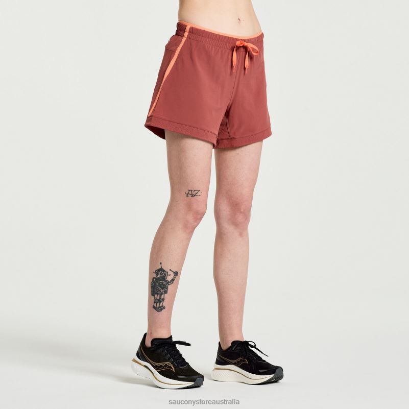 Saucony Women Outpace 5 Short 8460X810 Apple Butter