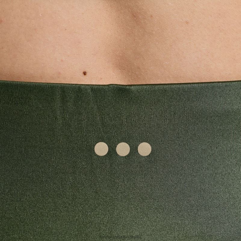 Saucony Women Pinnacle 8 Tight Short 8460X847 Climbing Ivy