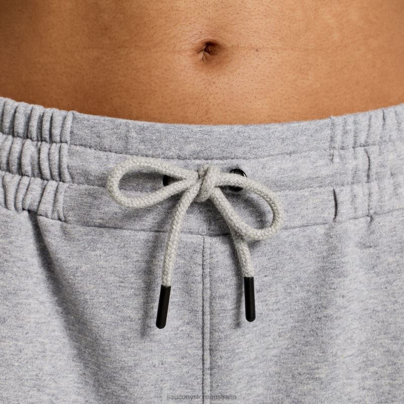 Saucony Women Rested Sweat Short 8460X831 Light Grey Heather Graphic